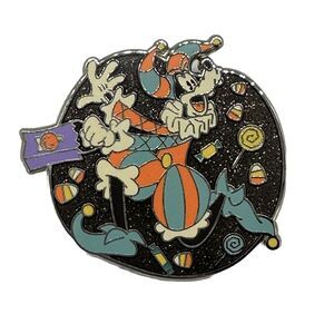 Disney Parks Halloween Pin Goofy Jester Costume 140747 Not So Scary Halloween